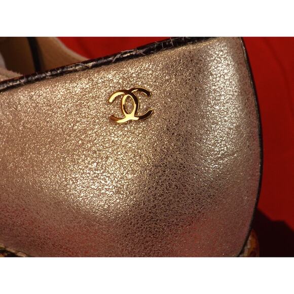 NIB CHANEL G31564 TWO TONE SHIMMER BLACK LEATHER CC LOGO LACE OXFORDS 40.5 $1K - Picture 5 of 12